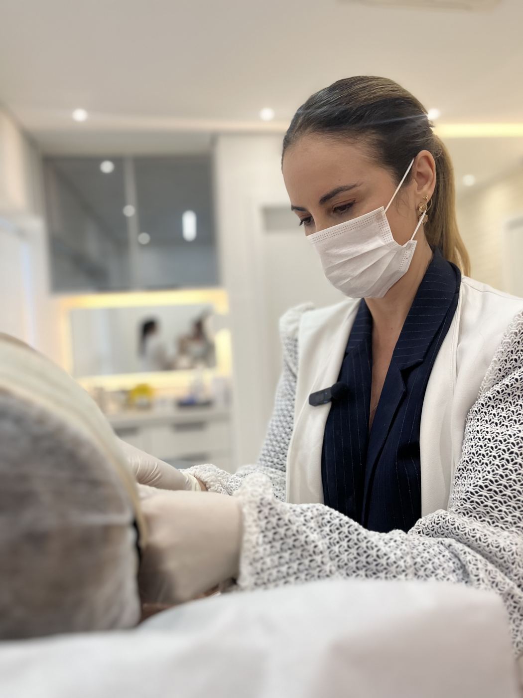 Atendimento de estética facial na Casa Moreira